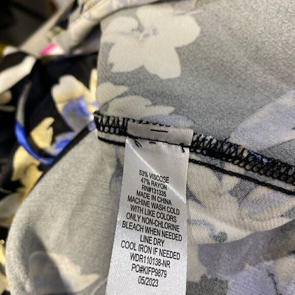 #307 SOCIALITE Floral Satin Slip Dress - Picture 9 of 10